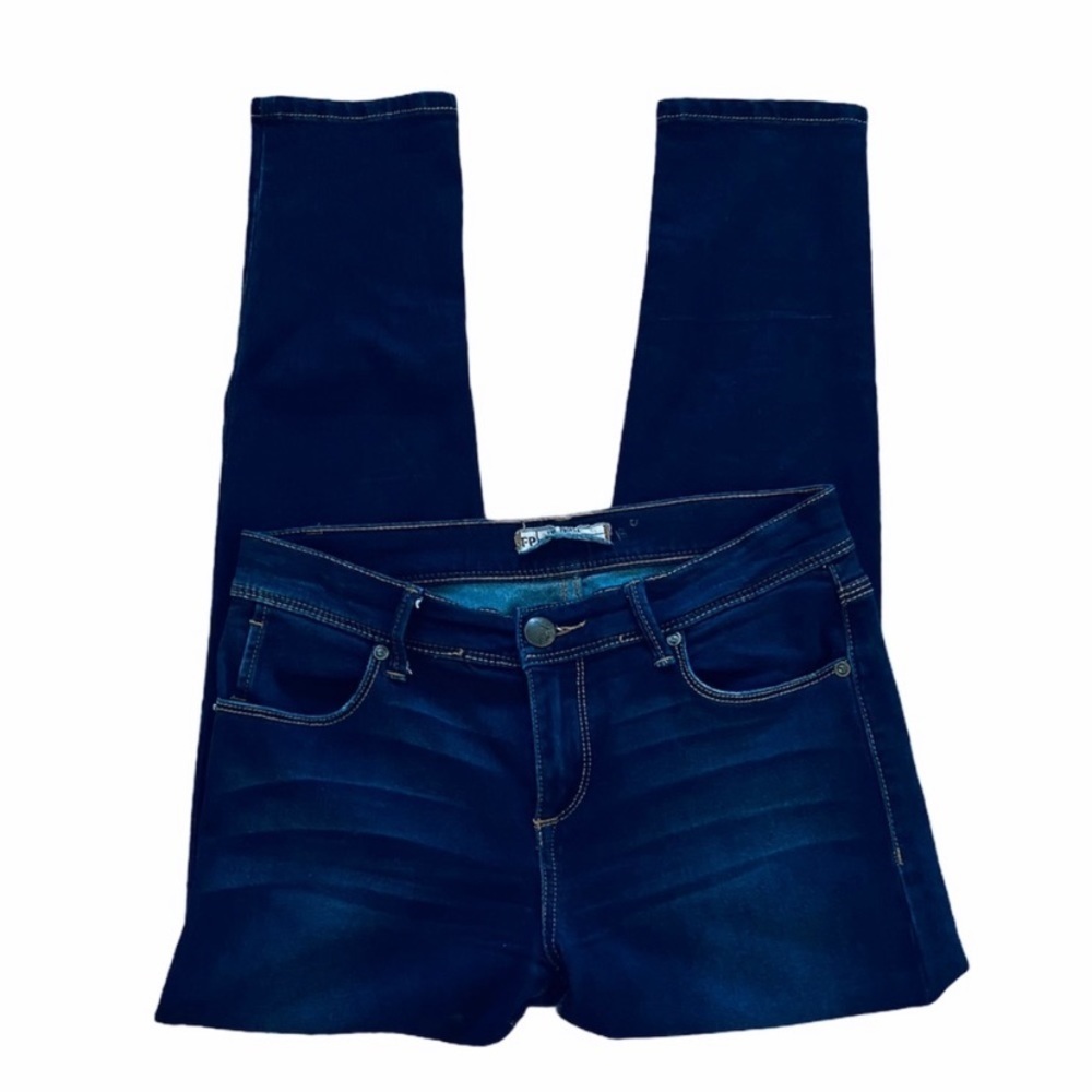 Free People Dark Blue Jeans Sz 28